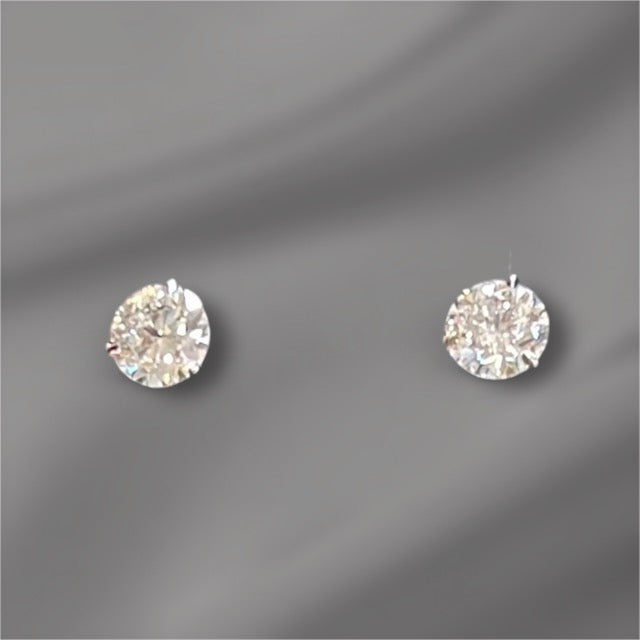 Diamond Studs Earrings